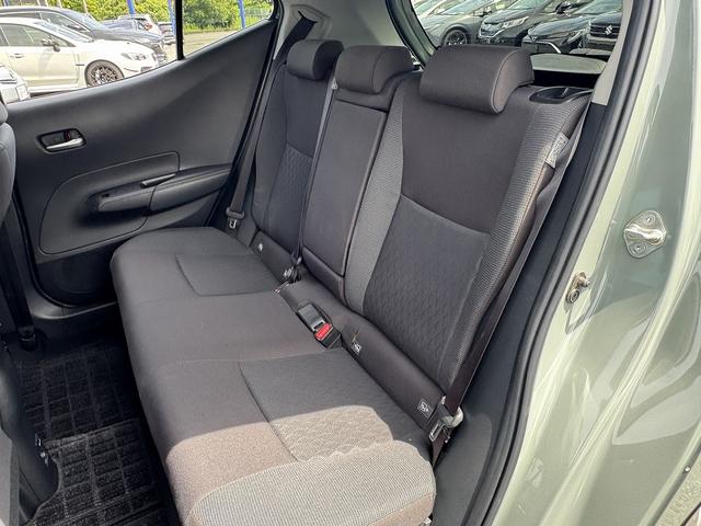 アクア Ｚ　セーフティセンス・１０．５型ディスプレイオーディオ・フルセグナビ・ＣａｒＰｌａｙ・ＥＴＣ・両側パワースライド・全周囲カメラ・ＡＣ１００Ｖ・Ｐアシスト・クリアランスソナー・ＢＳＭ・ＨＵＤ・純正１５ＡＷ（36枚目）