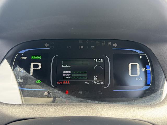 アクア Ｚ　セーフティセンス・１０．５型ディスプレイオーディオ・フルセグナビ・ＣａｒＰｌａｙ・ＥＴＣ・両側パワースライド・全周囲カメラ・ＡＣ１００Ｖ・Ｐアシスト・クリアランスソナー・ＢＳＭ・ＨＵＤ・純正１５ＡＷ（42枚目）