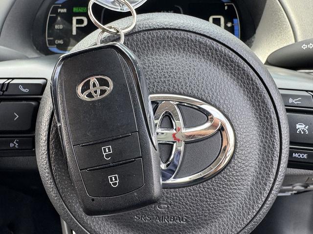 アクア Ｚ　セーフティセンス・１０．５型ディスプレイオーディオ・フルセグナビ・ＣａｒＰｌａｙ・ＥＴＣ・両側パワースライド・全周囲カメラ・ＡＣ１００Ｖ・Ｐアシスト・クリアランスソナー・ＢＳＭ・ＨＵＤ・純正１５ＡＷ（49枚目）