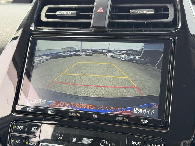 プリウス Ｓ　セーフティセンス・純正９インチナビ・バックカメラ・フルセグＴＶ・Ｂｌｕｅｔｏｏｔｈ・ＣＤ／ＤＶＤ再生・ＡＣＣ・ＬＤＡ・ＬＥＤヘッドライト・オートＨＩビーム・ＥＴＣ２．０・ドアバイザー・フロアマット（9枚目）