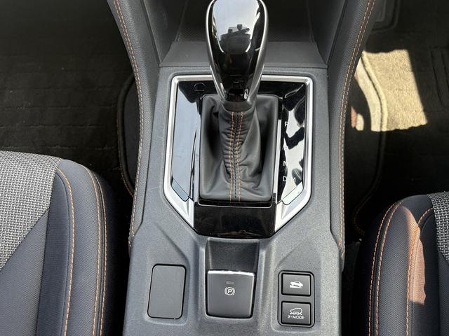 ＸＶ ２．０ｉ－Ｌ　アイサイト　ワンオーナー・４ＷＤ・アイサイト・フルセグナビ・バックカメラ・ＤＶＤ再生・Ｂｌｕｅｔｏｏｔｈ・ＥＴＣ２．０・ＵＳＢ端子・ステアシフト・ＡＣＣ・ＢＳＭ・レーンキープ・ドアバイザー・フロアマット（12枚目）