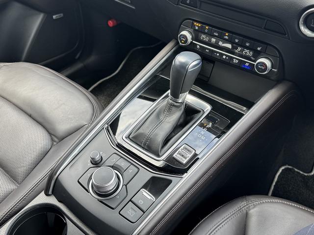 ＣＸ－５ ２５Ｓ　エクスクルーシブモード　ＡＣＣ・黒革シート・全周囲カメラ・ＢＯＳＥサウンド・フルセグナビ・Ｂｌｕｅｔｏｏｔｈ・ＥＴＣ２．０・ＵＳＢ端子・ワイヤレス充電・エアシート・ステアシフト・ＢＳＭ・ＨＵＤ・フロアマット（10枚目）