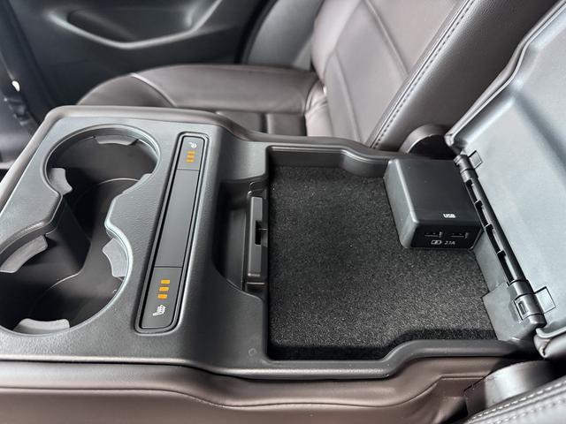 ＣＸ－５ ２５Ｓ　エクスクルーシブモード　ＡＣＣ・黒革シート・全周囲カメラ・ＢＯＳＥサウンド・フルセグナビ・Ｂｌｕｅｔｏｏｔｈ・ＥＴＣ２．０・ＵＳＢ端子・ワイヤレス充電・エアシート・ステアシフト・ＢＳＭ・ＨＵＤ・フロアマット（44枚目）