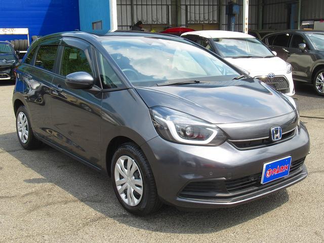 フィット ｅ：ＨＥＶホーム　ホンダセンシング・純正９インチナビ・バックカメラ・フルセグＴＶ・Ｂｌｕｅｔｏｏｔｈ・ＣＤ／ＤＶＤ再生・ＡＣＣ・ＬＫＡ・ＬＥＤヘッドライト・オートＨＩビーム・ハーフレザーシート・コーナーセンサー・ＥＴＣ（42枚目）