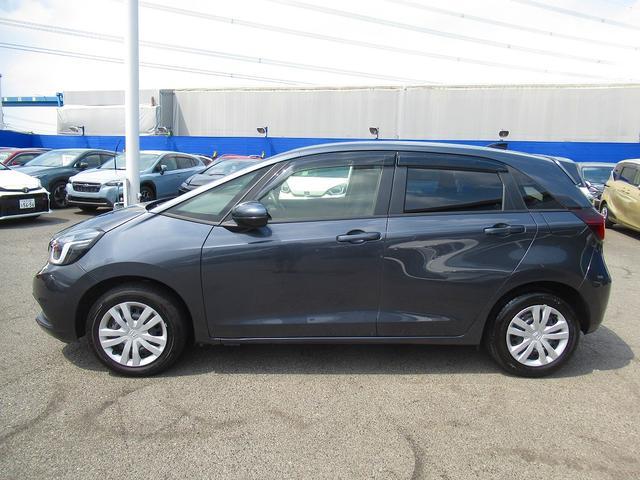 フィット ｅ：ＨＥＶホーム　ホンダセンシング・純正９インチナビ・バックカメラ・フルセグＴＶ・Ｂｌｕｅｔｏｏｔｈ・ＣＤ／ＤＶＤ再生・ＡＣＣ・ＬＫＡ・ＬＥＤヘッドライト・オートＨＩビーム・ハーフレザーシート・コーナーセンサー・ＥＴＣ（47枚目）