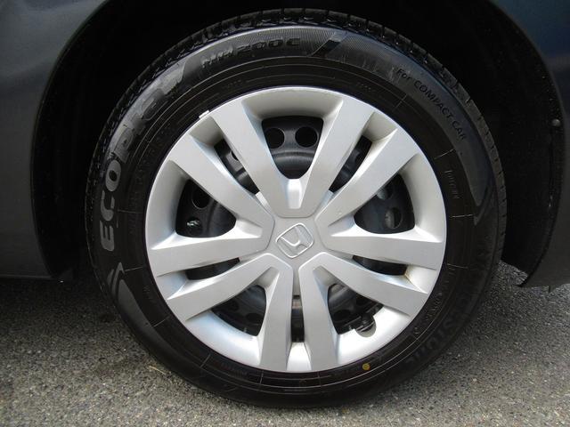 フィット ｅ：ＨＥＶホーム　ホンダセンシング・純正９インチナビ・バックカメラ・フルセグＴＶ・Ｂｌｕｅｔｏｏｔｈ・ＣＤ／ＤＶＤ再生・ＡＣＣ・ＬＫＡ・ＬＥＤヘッドライト・オートＨＩビーム・ハーフレザーシート・コーナーセンサー・ＥＴＣ（50枚目）