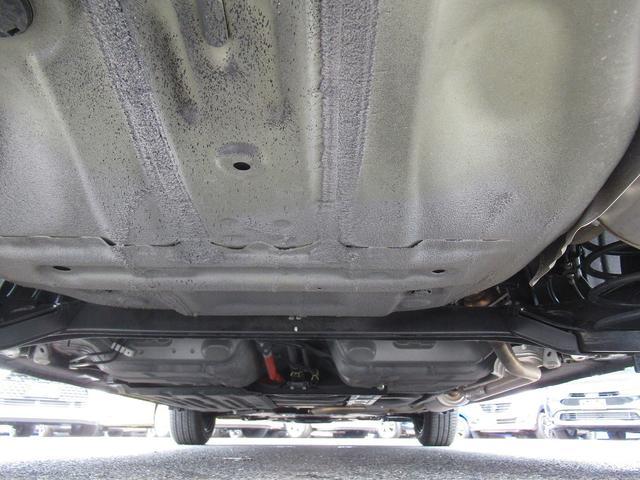 フィット ｅ：ＨＥＶホーム　ホンダセンシング・純正９インチナビ・バックカメラ・フルセグＴＶ・Ｂｌｕｅｔｏｏｔｈ・ＣＤ／ＤＶＤ再生・ＡＣＣ・ＬＫＡ・ＬＥＤヘッドライト・オートＨＩビーム・ハーフレザーシート・コーナーセンサー・ＥＴＣ（61枚目）