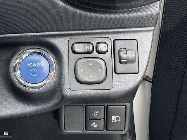 アクア Ｓスタイルブラック　セーフティセンス・純正９インチナビ・バックカメラ・フルセグＴＶ・Ｂｌｕｅｔｏｏｔｈ・ＣＤ／ＤＶＤ再生・ＥＴＣ２．０・ＬＥＤヘッドライト・オートＨＩビーム・レーンキープアシスト・Ｃセンサー・ドアバイザー（12枚目）