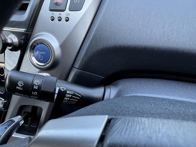 プリウスアルファ Ｓ　純正ナビ・フルセグＴＶ・バックカメラ・Ｂｌｕｅｔｏｏｔｈ・ＣＤ／ＤＶＤ再生・ＭＳＶ・クルーズコントロール・社外フルエアロ・純正１７ＡＷ・ＬＥＤヘッドライト・ビルドインＥＴＣ・フロアマット・ドアバイザー（32枚目）