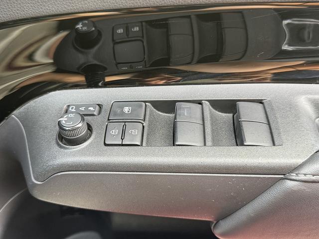 アクア Ｚ　セーフティセンス・ディスプレイオーディオ・ナビ・Ｃａｒｐｌａｙ・Ｂｌｕｅｔｏｏｔｈ・全周囲カメラ・ＡＣＣ・ＬＴＡ・ＢＳＭ・Ｃセンサー・ＲＣＴＡ・ＬＥＤヘッドライト・オートＨＩビーム・ＥＴＣ（15枚目）