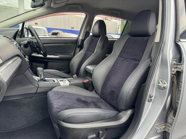 レヴォーグ ２．０ＧＴ－Ｓアイサイト　純正ナビ・フルセグＴＶ・バックカメラ・Ｂｌｕｅｔｏｏｔｈ・ＣＤ／ＤＶＤ再生・ＥＴＣ・ＡＣＣ・ＬＫＡ・ハーフレザーシート・ＰＷシート・ステアシフト・オートライト・ＬＥＤヘッドライト・純正１８ＡＷ（7枚目）