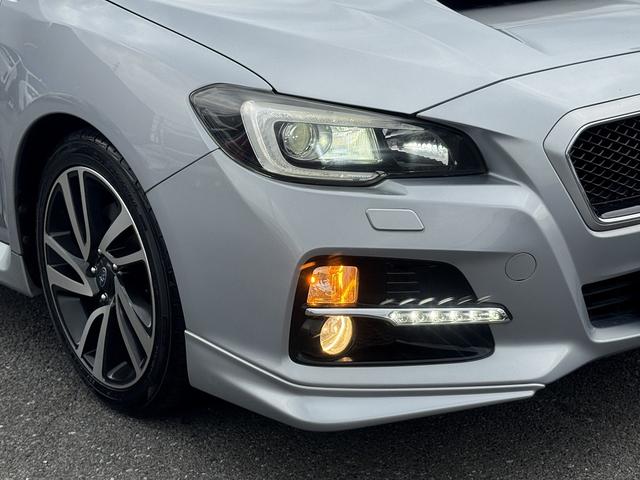 レヴォーグ ２．０ＧＴ－Ｓアイサイト　純正ナビ・フルセグＴＶ・バックカメラ・Ｂｌｕｅｔｏｏｔｈ・ＣＤ／ＤＶＤ再生・ＥＴＣ・ＡＣＣ・ＬＫＡ・ハーフレザーシート・ＰＷシート・ステアシフト・オートライト・ＬＥＤヘッドライト・純正１８ＡＷ（13枚目）