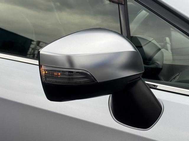 レヴォーグ ２．０ＧＴ－Ｓアイサイト　純正ナビ・フルセグＴＶ・バックカメラ・Ｂｌｕｅｔｏｏｔｈ・ＣＤ／ＤＶＤ再生・ＥＴＣ・ＡＣＣ・ＬＫＡ・ハーフレザーシート・ＰＷシート・ステアシフト・オートライト・ＬＥＤヘッドライト・純正１８ＡＷ（15枚目）