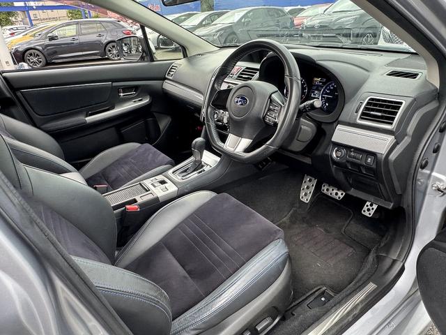 レヴォーグ ２．０ＧＴ－Ｓアイサイト　純正ナビ・フルセグＴＶ・バックカメラ・Ｂｌｕｅｔｏｏｔｈ・ＣＤ／ＤＶＤ再生・ＥＴＣ・ＡＣＣ・ＬＫＡ・ハーフレザーシート・ＰＷシート・ステアシフト・オートライト・ＬＥＤヘッドライト・純正１８ＡＷ（25枚目）