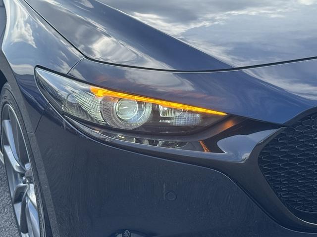 ＭＡＺＤＡ３ファストバック ２０Ｓバーガンディ　セレクション　赤革・全周囲カメラ・フルセグナビ・ＢＴオーディオ・ＬＥＤライト・ＨＵＤ・ＢＳＭ・ＡＣＣ・ＬＫＡ・ＡＨＢ・パドルシフト・Ｃソナー・ＵＳＢ・プライバシーガラス・ＥＴＣ・ステア・シートヒーター（33枚目）
