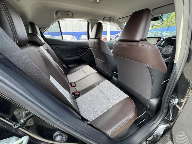 ヤリスクロス ハイブリッドＺ　セーフティセンス・ディスプレイオーディオ・全周囲カメラ・フルセグナビ・Ｃａｒｐｌａｙ・ＢＴオーディオ・ＥＴＣ・パワーバックドア・シート＆ステアヒーター・パワーシート・Ｃソナー・ＢＳＭ・ＨＵＤ（26枚目）