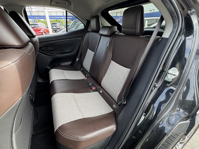 ヤリスクロス ハイブリッドＺ　セーフティセンス・ディスプレイオーディオ・全周囲カメラ・フルセグナビ・Ｃａｒｐｌａｙ・ＢＴオーディオ・ＥＴＣ・パワーバックドア・シート＆ステアヒーター・パワーシート・Ｃソナー・ＢＳＭ・ＨＵＤ（28枚目）