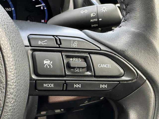 ヤリスクロス ハイブリッドＺ　セーフティセンス・ディスプレイオーディオ・全周囲カメラ・フルセグナビ・Ｃａｒｐｌａｙ・ＢＴオーディオ・ＥＴＣ・パワーバックドア・シート＆ステアヒーター・パワーシート・Ｃソナー・ＢＳＭ・ＨＵＤ（37枚目）