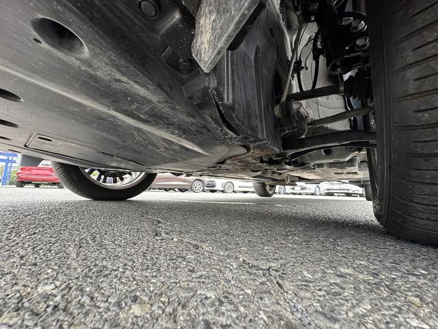 ヤリスクロス ハイブリッドＺ　セーフティセンス・ディスプレイオーディオ・全周囲カメラ・フルセグナビ・Ｃａｒｐｌａｙ・ＢＴオーディオ・ＥＴＣ・パワーバックドア・シート＆ステアヒーター・パワーシート・Ｃソナー・ＢＳＭ・ＨＵＤ（64枚目）