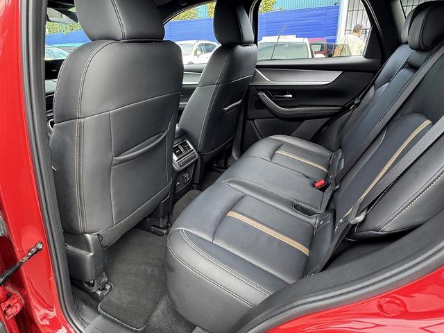 ＣＸ－６０ ＸＤ－ハイブリッド　エクスクルーシブスポーツ　純正ナビ・フルセグＴＶ・Ｃａｒｐｌａｙ・Ｂｌｕｅｔｏｏｔｈ・ＢＯＳＥサウンド・全周囲カメラ・ＥＴＣ・ＡＣＣ・ＢＳＭ・ＬＫＡ・黒革シート・シートエアコン・パワーシート・オートＨＩビーム・純正２０ＡＷ（28枚目）