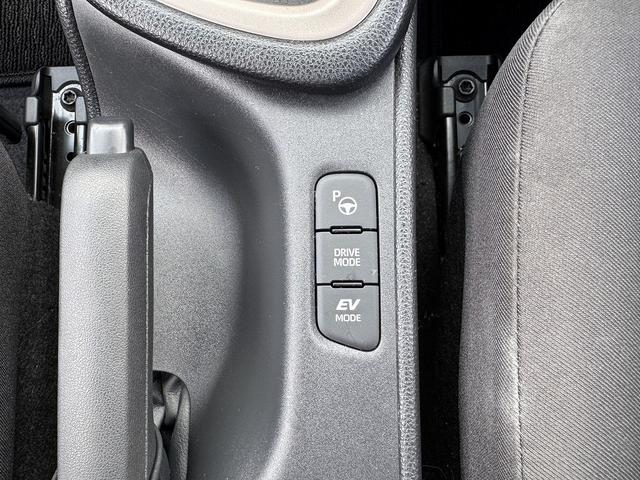 ヤリス ハイブリッドＺ　セーフティセンス・ディスプレイオーディオナビ・バックカメラ・Ｂｌｕｅｔｏｏｔｈ・Ｃａｒｐｌａｙ・ＡＣＣ・ＬＤＡ・ＢＳＭ・コーナーセンサー・ＬＥＤヘッドライト・オートＨＩビーム・ＥＴＣ・ドアバイザー（15枚目）