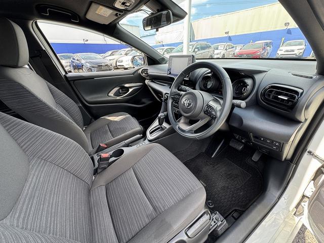 ヤリス ハイブリッドＺ　セーフティセンス・ディスプレイオーディオナビ・バックカメラ・Ｂｌｕｅｔｏｏｔｈ・Ｃａｒｐｌａｙ・ＡＣＣ・ＬＤＡ・ＢＳＭ・コーナーセンサー・ＬＥＤヘッドライト・オートＨＩビーム・ＥＴＣ・ドアバイザー（25枚目）