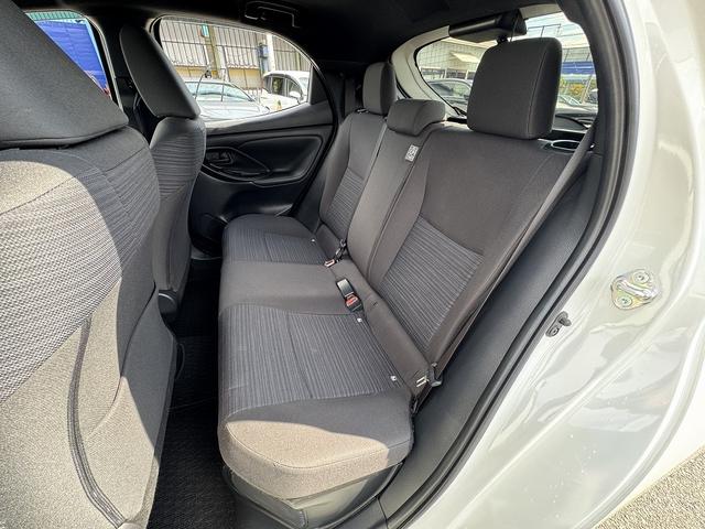 ヤリス ハイブリッドＺ　セーフティセンス・ディスプレイオーディオナビ・バックカメラ・Ｂｌｕｅｔｏｏｔｈ・Ｃａｒｐｌａｙ・ＡＣＣ・ＬＤＡ・ＢＳＭ・コーナーセンサー・ＬＥＤヘッドライト・オートＨＩビーム・ＥＴＣ・ドアバイザー（29枚目）