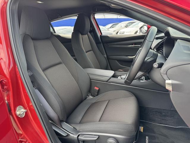 ＭＡＺＤＡ３ファストバック １５Ｓツーリング　純正ナビ・フルセグＴＶ・全周囲カメラ・Ｂｌｕｅｔｏｏｔｈ・Ｃａｒｐｌａｙ・ＡＴ誤発進抑制制御（前後）・ＡＣＣ・ＢＳＭ・ＬＫＡ・コーナーセンサー・ＨＵＤ・ＬＥＤヘッドライト・オートＨＩビーム・ＥＴＣ（5枚目）