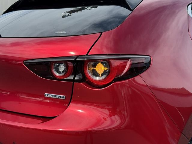 ＭＡＺＤＡ３ファストバック １５Ｓツーリング　純正ナビ・フルセグＴＶ・全周囲カメラ・Ｂｌｕｅｔｏｏｔｈ・Ｃａｒｐｌａｙ・ＡＴ誤発進抑制制御（前後）・ＡＣＣ・ＢＳＭ・ＬＫＡ・コーナーセンサー・ＨＵＤ・ＬＥＤヘッドライト・オートＨＩビーム・ＥＴＣ（56枚目）