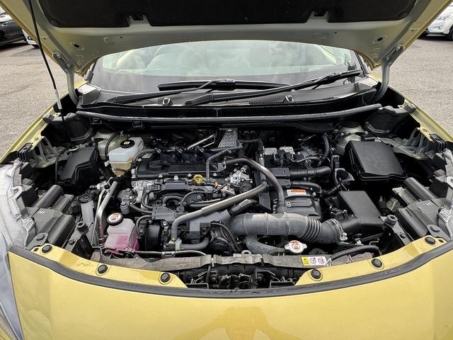 ヤリスクロス ハイブリッドＺ　全周囲カメラ・フルセグナビ・ＢＴオーディオ・ＬＥＤライト・ＡＣＣ・ＬＫＡ・ＡＨＢ・ＢＳＭ・ＨＵＤ・Ｃソナー・ハーフレザー・Ｐシート・ＵＳＢ・ＡＣ１００Ｖ・プライバシーガラス・本革ステア（18枚目）