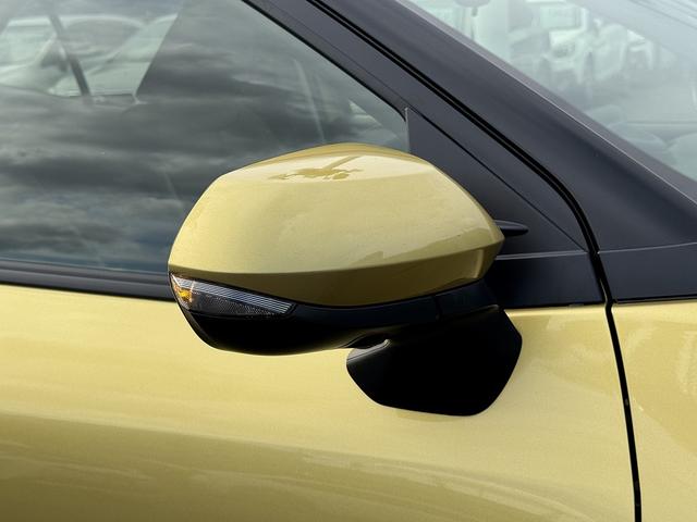 ヤリスクロス ハイブリッドＺ　全周囲カメラ・フルセグナビ・ＢＴオーディオ・ＬＥＤライト・ＡＣＣ・ＬＫＡ・ＡＨＢ・ＢＳＭ・ＨＵＤ・Ｃソナー・ハーフレザー・Ｐシート・ＵＳＢ・ＡＣ１００Ｖ・プライバシーガラス・本革ステア（46枚目）