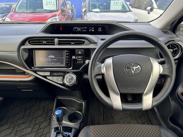 アクア X-アーバン 純正7型ナビTV・バックカメラ・ETC・BTオーディオ・CD・スマートキー・純正16AW・LEDヘッドライト・AUTOライト・革ステア・ドアバイザー・フロアマット・ミラーウィンカー(25枚目)