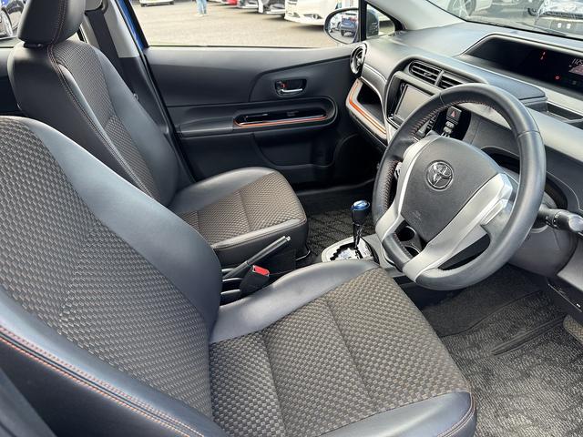 アクア X-アーバン 純正7型ナビTV・バックカメラ・ETC・BTオーディオ・CD・スマートキー・純正16AW・LEDヘッドライト・AUTOライト・革ステア・ドアバイザー・フロアマット・ミラーウィンカー(26枚目)