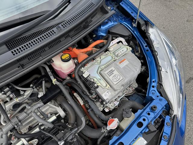 アクア X-アーバン 純正7型ナビTV・バックカメラ・ETC・BTオーディオ・CD・スマートキー・純正16AW・LEDヘッドライト・AUTOライト・革ステア・ドアバイザー・フロアマット・ミラーウィンカー(54枚目)