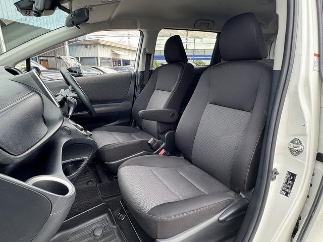 シエンタ ハイブリッドファンベースGセーフティーエディションII 後期・セーフティセンス・純正9型フルセグナビ・ETC・BTオーディオ・USB・クルーズコントロール・両側パワースライド・Cソナー・AUTOハイビーム・フロアマット・ドアバイザー(29枚目)