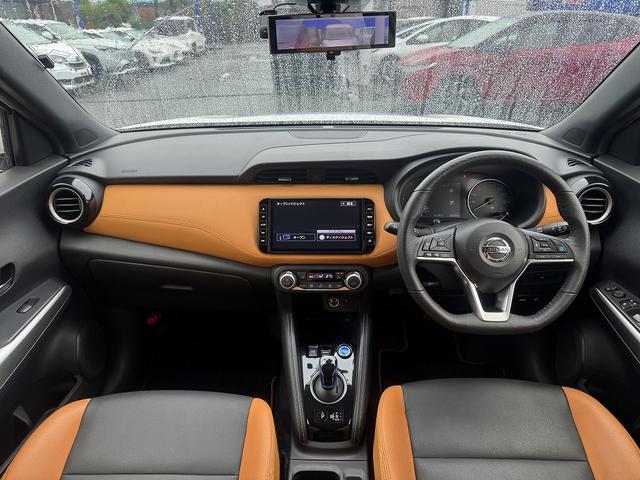 キックス Ｘ　ツートーンインテリアエディション　１オーナー・プロパイロット・フルセグナビ・全周囲カメラ・ＢＴオーディオ・ＥＴＣ・ＵＳＢ・ハーフレザー・シート＆ステアヒーター・純正１７ＡＷ・デジタルミラー・Ｃソナー・ドアバイザー（3枚目）