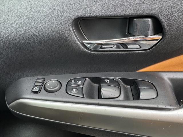 キックス Ｘ　ツートーンインテリアエディション　１オーナー・プロパイロット・フルセグナビ・全周囲カメラ・ＢＴオーディオ・ＥＴＣ・ＵＳＢ・ハーフレザー・シート＆ステアヒーター・純正１７ＡＷ・デジタルミラー・Ｃソナー・ドアバイザー（14枚目）