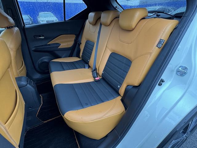 キックス Ｘ　ツートーンインテリアエディション　１オーナー・プロパイロット・フルセグナビ・全周囲カメラ・ＢＴオーディオ・ＥＴＣ・ＵＳＢ・ハーフレザー・シート＆ステアヒーター・純正１７ＡＷ・デジタルミラー・Ｃソナー・ドアバイザー（28枚目）