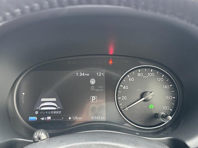 キックス Ｘ　ツートーンインテリアエディション　１オーナー・プロパイロット・フルセグナビ・全周囲カメラ・ＢＴオーディオ・ＥＴＣ・ＵＳＢ・ハーフレザー・シート＆ステアヒーター・純正１７ＡＷ・デジタルミラー・Ｃソナー・ドアバイザー（30枚目）