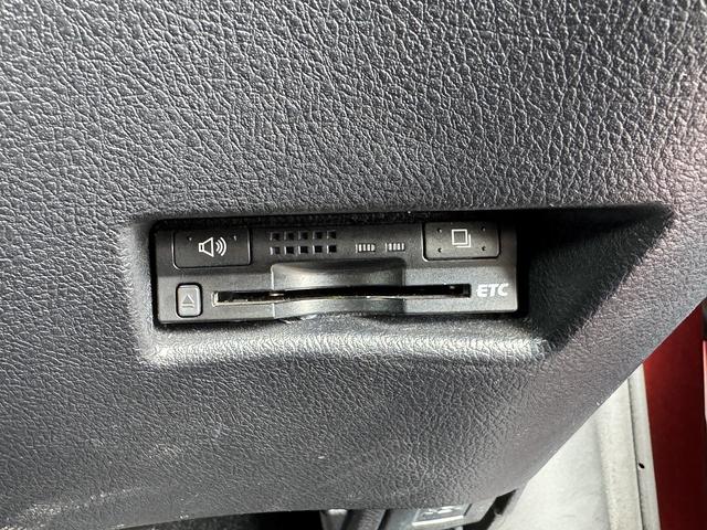 シエンタ G セーフティセンス・レーンキープアシスト・純正ナビ・ワンセグTV・Bluetooth・CD・両側パワースライドドア・ETC・スマートキー・ドアバイザー・プライバシーガラス・ミラーウィンカー・フロアマット(14枚目)