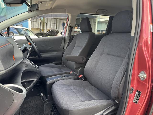 シエンタ G セーフティセンス・レーンキープアシスト・純正ナビ・ワンセグTV・Bluetooth・CD・両側パワースライドドア・ETC・スマートキー・ドアバイザー・プライバシーガラス・ミラーウィンカー・フロアマット(25枚目)