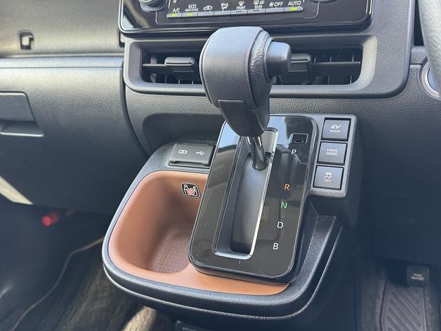 シエンタ ハイブリッドG 全周囲カメラ・フルセグナビ・BTオーディオ・LEDライト・ACC・LKA・AHB・BSM・Cソナー・ドアバイザー・プライバシーガラス・ETC・ドラレコ・スマキー・プライバシーガラス・記録簿(9枚目)