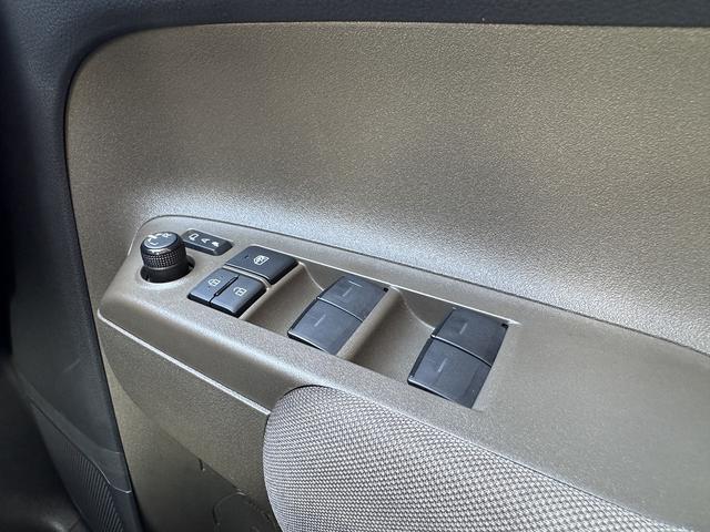 シエンタ ハイブリッドG 全周囲カメラ・フルセグナビ・BTオーディオ・LEDライト・ACC・LKA・AHB・BSM・Cソナー・ドアバイザー・プライバシーガラス・ETC・ドラレコ・スマキー・プライバシーガラス・記録簿(38枚目)