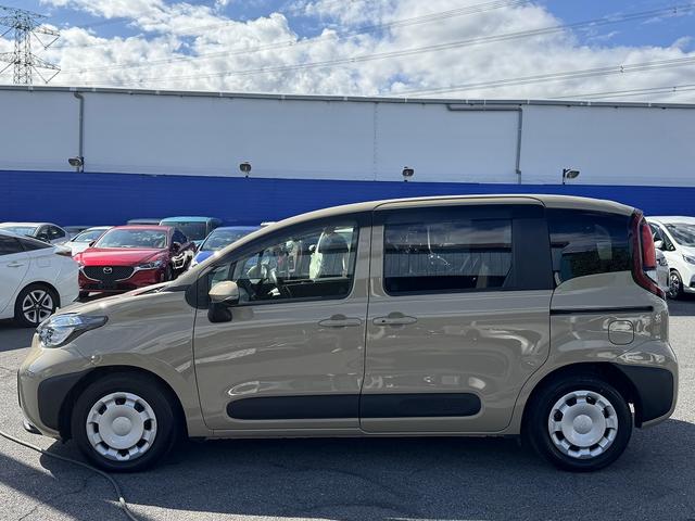 シエンタ ハイブリッドG 全周囲カメラ・フルセグナビ・BTオーディオ・LEDライト・ACC・LKA・AHB・BSM・Cソナー・ドアバイザー・プライバシーガラス・ETC・ドラレコ・スマキー・プライバシーガラス・記録簿(49枚目)