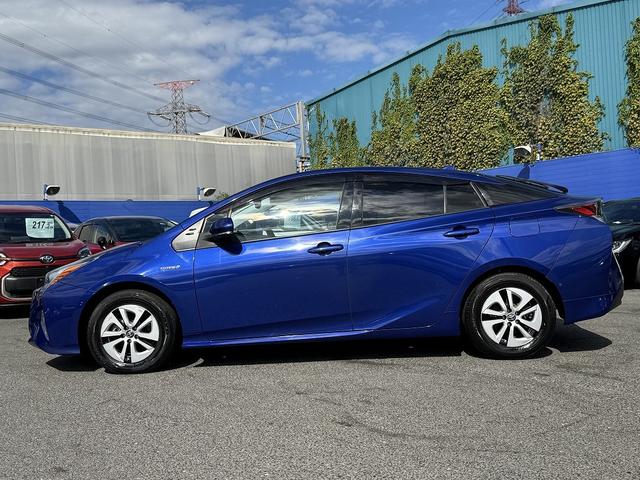 プリウス Ａ　セーフティセンス・純正９インチナビ・バックカメラ・フルセグＴＶ・Ｂｌｕｅｔｏｏｔｈ・ＣＤ／ＤＶＤ再生・ＡＣＣ・ＬＤＡ・ＢＳＭ・ＨＵＤ・パーキングアシスト・コーナーセンサー・オートＨＩビーム・ＥＴＣ（39枚目）