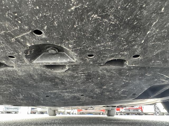 プリウス Ａ　セーフティセンス・純正９インチナビ・バックカメラ・フルセグＴＶ・Ｂｌｕｅｔｏｏｔｈ・ＣＤ／ＤＶＤ再生・ＡＣＣ・ＬＤＡ・ＢＳＭ・ＨＵＤ・パーキングアシスト・コーナーセンサー・オートＨＩビーム・ＥＴＣ（53枚目）