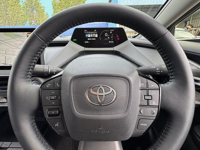 プリウス Ｚ　セーフティセンス・ナビＴＶ・全周囲カメラ・Ｃａｒｐｌａｙ・Ｂｌｕｅｔｏｏｔｈ・電動リアゲート・ＥＴＣ・ＡＣＣ・ＢＳＭ・ＬＤＡ・ＲＣＴＡ・ＰＷシート・シートエアコン・シートヒーター・オートＨＩビーム（11枚目）
