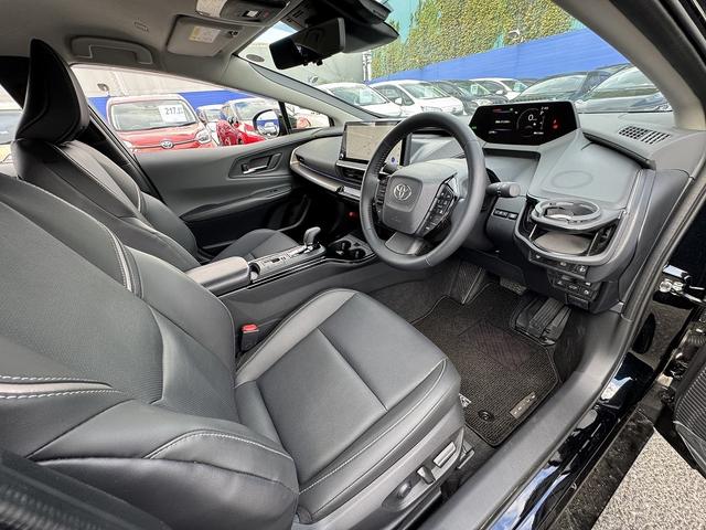 プリウス Ｚ　セーフティセンス・ナビＴＶ・全周囲カメラ・Ｃａｒｐｌａｙ・Ｂｌｕｅｔｏｏｔｈ・電動リアゲート・ＥＴＣ・ＡＣＣ・ＢＳＭ・ＬＤＡ・ＲＣＴＡ・ＰＷシート・シートエアコン・シートヒーター・オートＨＩビーム（33枚目）