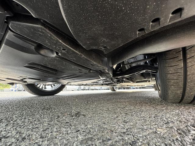 プリウス Ｚ　セーフティセンス・ナビＴＶ・全周囲カメラ・Ｃａｒｐｌａｙ・Ｂｌｕｅｔｏｏｔｈ・電動リアゲート・ＥＴＣ・ＡＣＣ・ＢＳＭ・ＬＤＡ・ＲＣＴＡ・ＰＷシート・シートエアコン・シートヒーター・オートＨＩビーム（65枚目）