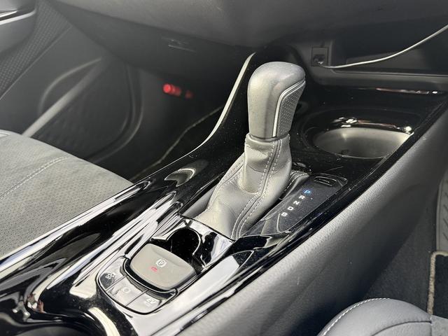 C-HR S GRスポーツ セーフティセンス・ディスプレイオーディオ・ナビTV・全周囲カメラ・Carplay・Bluetooth・ACC・BSM・LDA・LEDヘッドライト・オートHIビーム・ETC2.0・ハーフレザーシート(9枚目)
